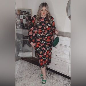 Plus size floral ruched dress
